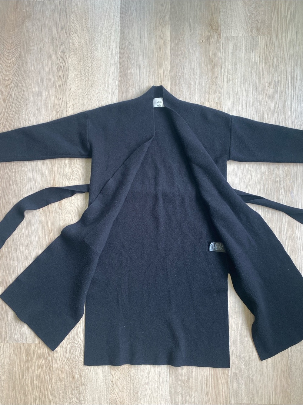Wilfred Aritzia 100% Merino Wool Belted Open Front Long Cardigan Black Size S - Picture 4 of 9